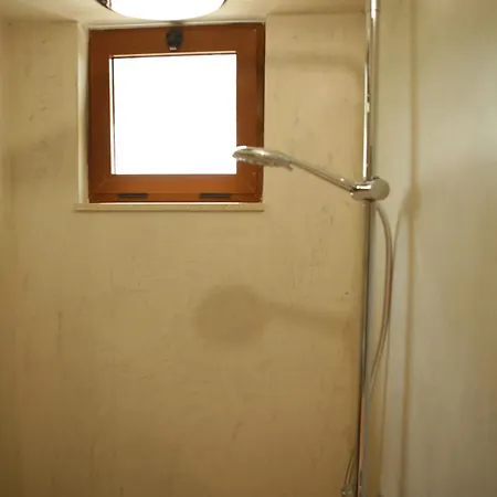 La Casa Di Nonna Apartamento Qeparo